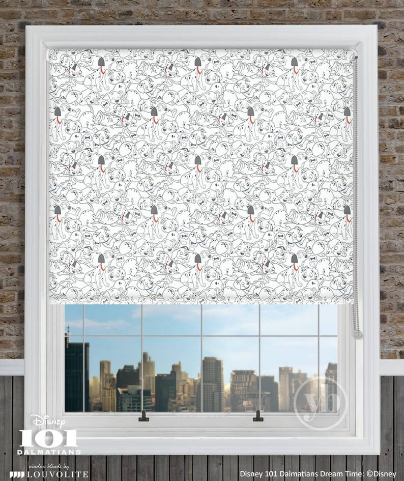 1.Disney-101-Dalmatians-window