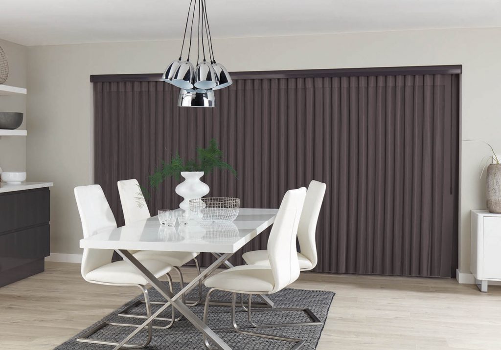 Allusion blinds in modern interior